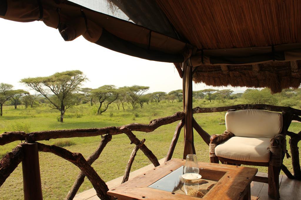 Mapito Tented Camp Серенгети Екстериор снимка